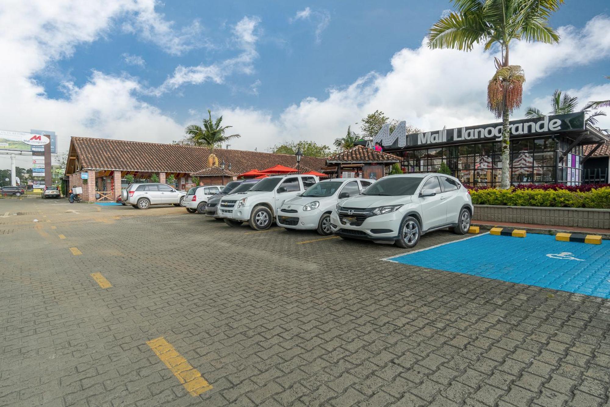 Portanova Suites By Adventu Rionegro Ngoại thất bức ảnh